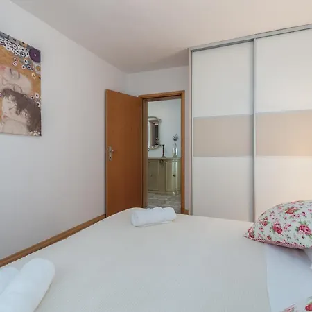 Dino By Rent Istria * Kaldanija